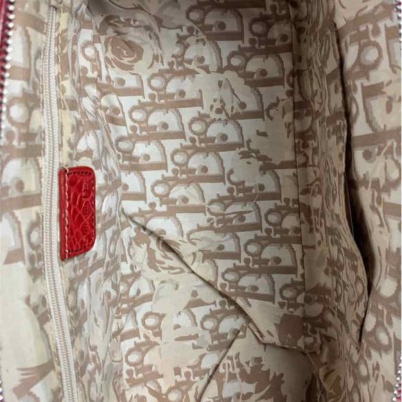 CHRISTIAN DIOR CROCODILE DETECTIVE SHOULDER BAG - Picture 6 of 6